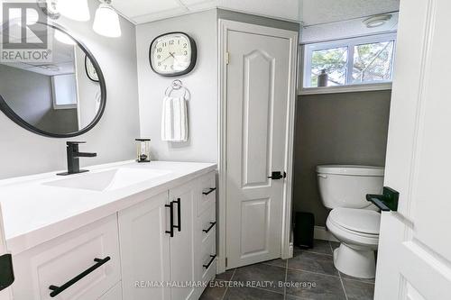 212 Fife'S Bay Road, Smith-Ennismore-Lakefield, ON - Indoor Photo Showing Bathroom