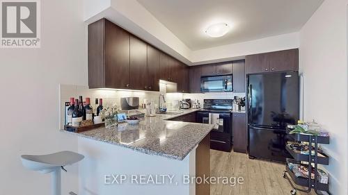 3104 - 125 Village Green Square, Toronto (Agincourt South-Malvern West), ON - Indoor Photo Showing Kitchen