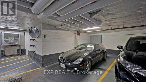 3104 - 125 Village Green Square, Toronto (Agincourt South-Malvern West), ON - Indoor Photo Showing Garage