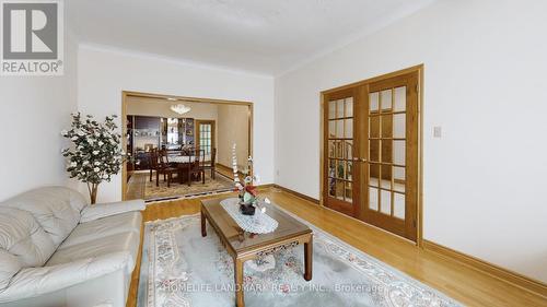 29 Scotland Road, Toronto (Agincourt South-Malvern West), ON - Indoor Photo Showing Dining Room