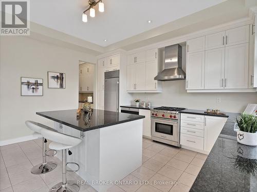 40 Creekvalley Lane, Markham (Angus Glen), ON - Indoor Photo Showing Kitchen