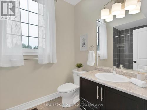 40 Creekvalley Lane, Markham (Angus Glen), ON - Indoor Photo Showing Bathroom