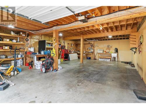 1720 Morrison Road, Kelowna, BC - Indoor Photo Showing Garage