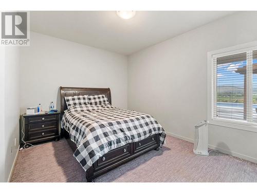 1720 Morrison Road, Kelowna, BC - Indoor Photo Showing Bedroom