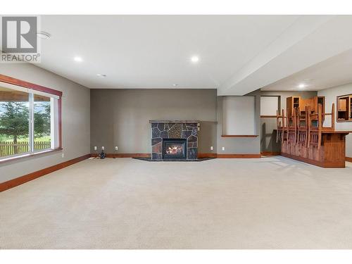 1720 Morrison Road, Kelowna, BC - Indoor With Fireplace