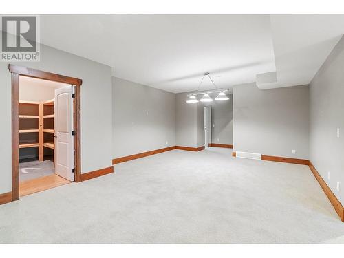 1720 Morrison Road, Kelowna, BC - Indoor Photo Showing Other Room