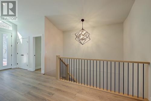 1018 Emslie Street, Kelowna, BC - Indoor Photo Showing Other Room