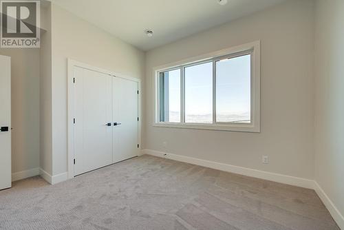 1018 Emslie Street, Kelowna, BC - Indoor Photo Showing Other Room