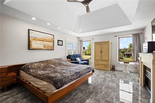 2361 Townline Road, Fort Erie, ON - Indoor Photo Showing Bedroom