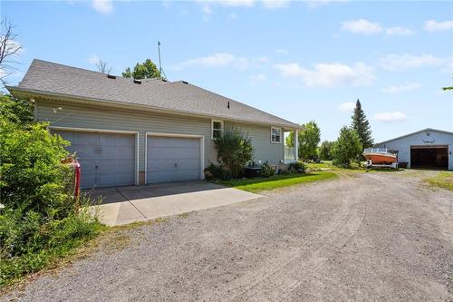 2361 Townline Road, Fort Erie, ON - Outdoor