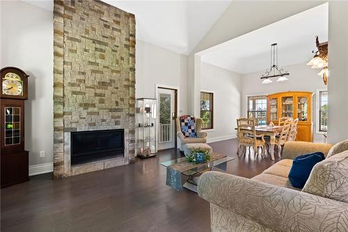 2361 Townline Road, Fort Erie, ON - Indoor Photo Showing Living Room With Fireplace