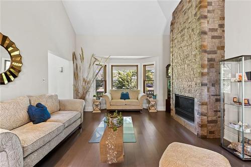 2361 Townline Road, Fort Erie, ON - Indoor Photo Showing Living Room With Fireplace