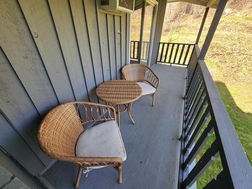 1755 Mountain Street, Fruitvale, BC - Outdoor With Deck Patio Veranda With Exterior