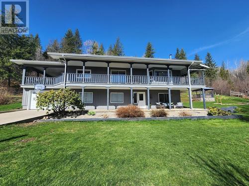 1755 Mountain  Street, Fruitvale, BC - Outdoor With Deck Patio Veranda