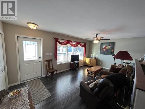 5641 Birch Drive, Fort Nelson, BC - Indoor Photo Showing Living Room