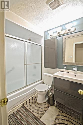 80 Brookland Drive, Brampton (Avondale), ON - Indoor Photo Showing Bathroom