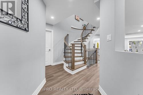 221 Lisa Marie Drive, Orangeville, ON - Indoor Photo Showing Other Room