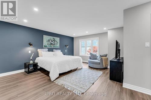 221 Lisa Marie Drive, Orangeville, ON - Indoor Photo Showing Bedroom