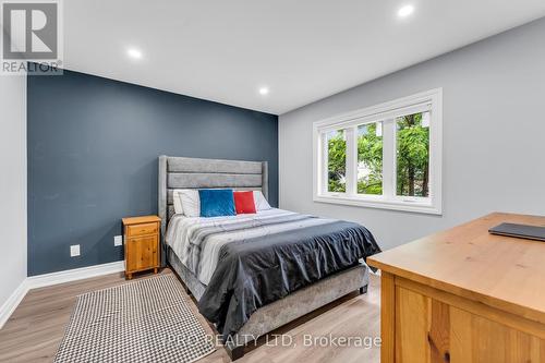 221 Lisa Marie Drive, Orangeville, ON - Indoor Photo Showing Bedroom