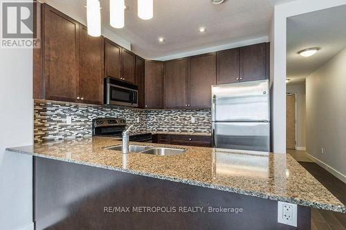 402 - 188 King Street South Street S, Waterloo, ON - Indoor Photo Showing Kitchen With Double Sink With Upgraded Kitchen