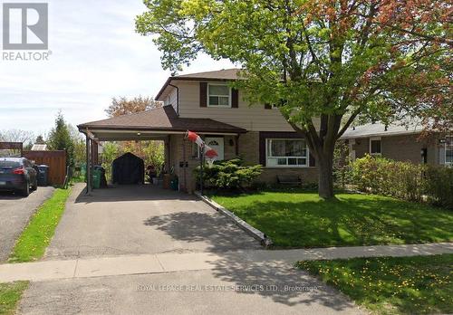 27 Gable Drive, Brampton (Madoc), ON - Outdoor With Facade