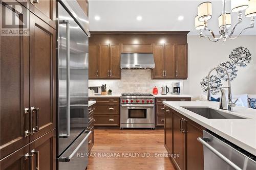 356 Concession 3 Road, Niagara-On-The-Lake, ON - Indoor Photo Showing Kitchen With Upgraded Kitchen