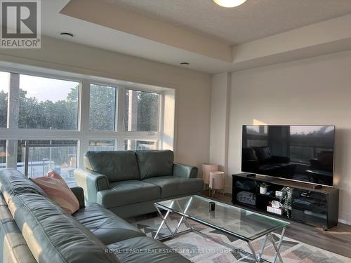 0212 - 1101 Lackner Boulevard, Kitchener, ON - Indoor Photo Showing Living Room