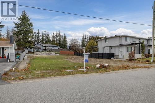 2365 Crestview Road, West Kelowna, BC 