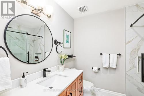 160 Grand Cypress Lane, Blue Mountains (Blue Mountain Resort Area), ON - Indoor Photo Showing Bathroom