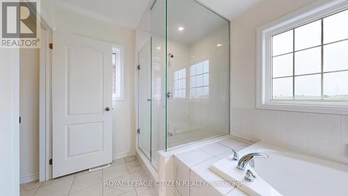 123 Cliff Thompson Crescent, Georgina, ON - Indoor Photo Showing Bathroom