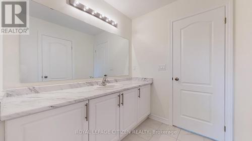 123 Cliff Thompson Crescent, Georgina, ON - Indoor Photo Showing Bathroom