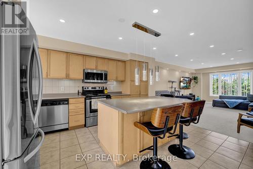 1 - 3010 Erin Centre Boulevard, Mississauga (Churchill Meadows), ON - Indoor Photo Showing Kitchen