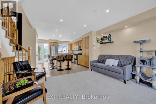 1 - 3010 Erin Centre Boulevard, Mississauga (Churchill Meadows), ON - Indoor Photo Showing Living Room