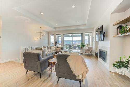 2142 Ensign Quay, West Kelowna, BC - Indoor Photo Showing Other Room With Fireplace