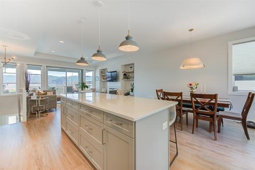 2142 Ensign Quay, West Kelowna, BC - Indoor