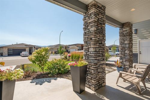 2142 Ensign Quay, West Kelowna, BC - Outdoor With Facade