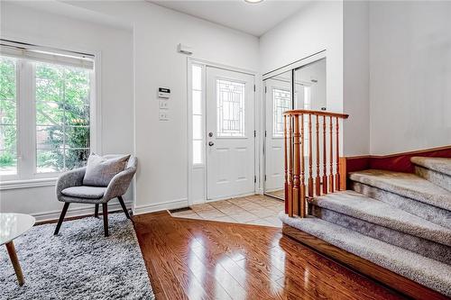 5228 Garland Crescent, Burlington, ON - Indoor Photo Showing Other Room