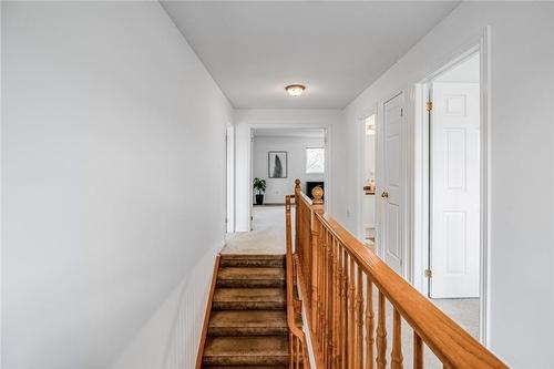 5228 Garland Crescent, Burlington, ON - Indoor Photo Showing Other Room