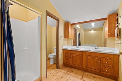 4968 Nigh Road, Fort Erie, ON - Indoor Photo Showing Bathroom