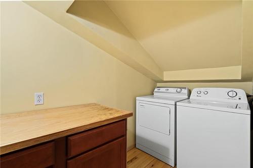 4968 Nigh Road, Fort Erie, ON - Indoor Photo Showing Laundry Room