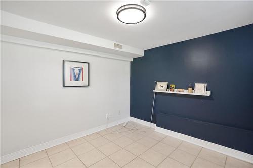 1 Northcliffe Avenue, Dundas, ON - Indoor Photo Showing Other Room