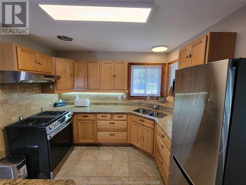 1290 Matthew Brady Boulevard, Windsor, ON - Indoor Photo Showing Kitchen With Double Sink