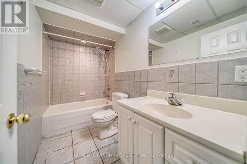 47 Millcliff Circle, Aurora, ON - Indoor Photo Showing Bathroom