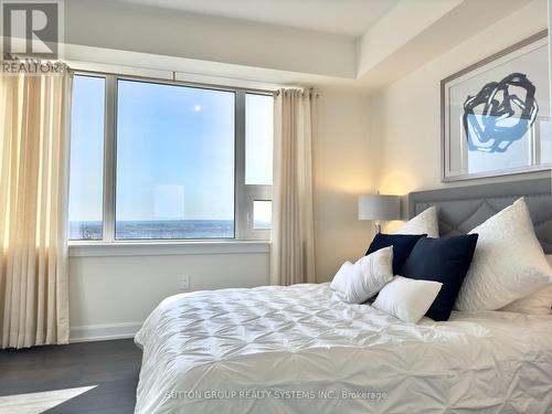 1010 - 3200 William Coltson Avenue, Oakville, ON - Indoor Photo Showing Bedroom