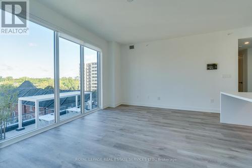 510 - 370 Martha Street, Burlington, ON - Indoor Photo Showing Other Room