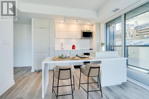 510 - 370 Martha Street, Burlington, ON - Indoor Photo Showing Kitchen