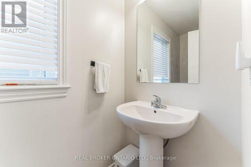 548 Savannah Court, Kingston, ON - Indoor Photo Showing Bathroom