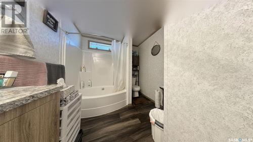 203 Blondeau Avenue N, Fort Qu'Appelle, SK - Indoor Photo Showing Bathroom