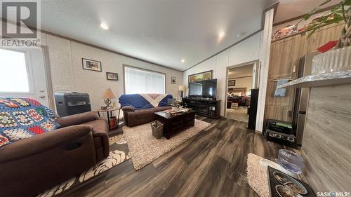 203 Blondeau Avenue N, Fort Qu'Appelle, SK - Indoor Photo Showing Living Room