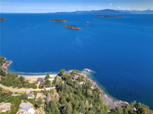 3334 Blueback Dr, Nanoose Bay, BC 